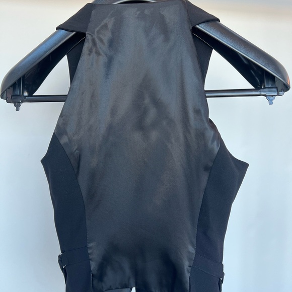 BCBGMAXAZRIA Vest in XXS - Excellent Condition - Picture 6 of 10